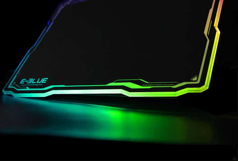 Tapis de souris Gamer avec rétro-éclairage RGB LED - E-BLUE - EMP013BKAA-IU  - Tapis de souris - Achat & prix